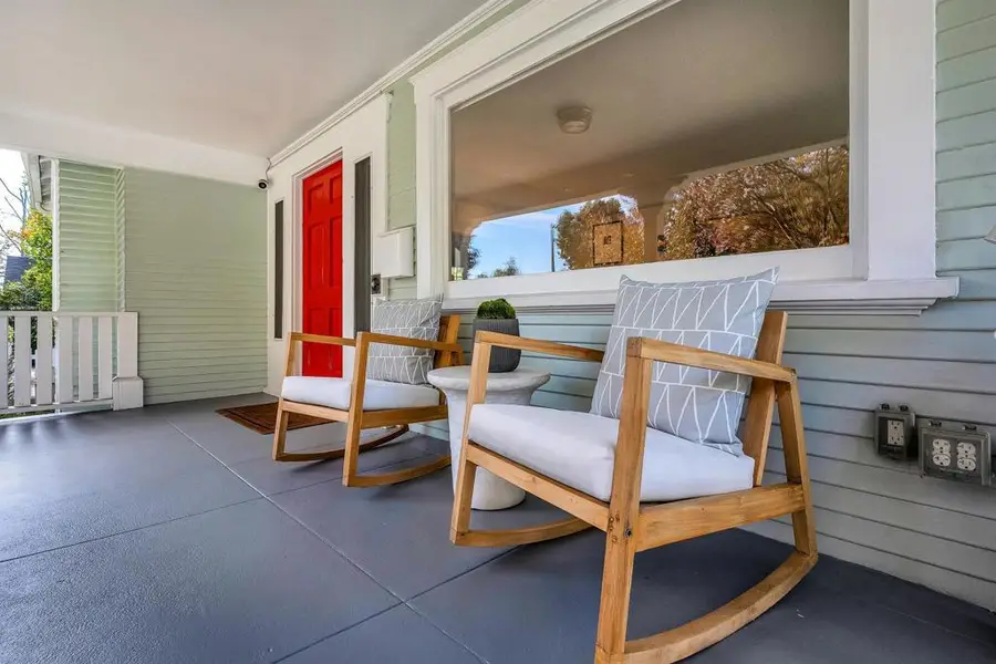 1403 N Orange Grove Avenue, West Hollywood, CA 90046 - Image #2