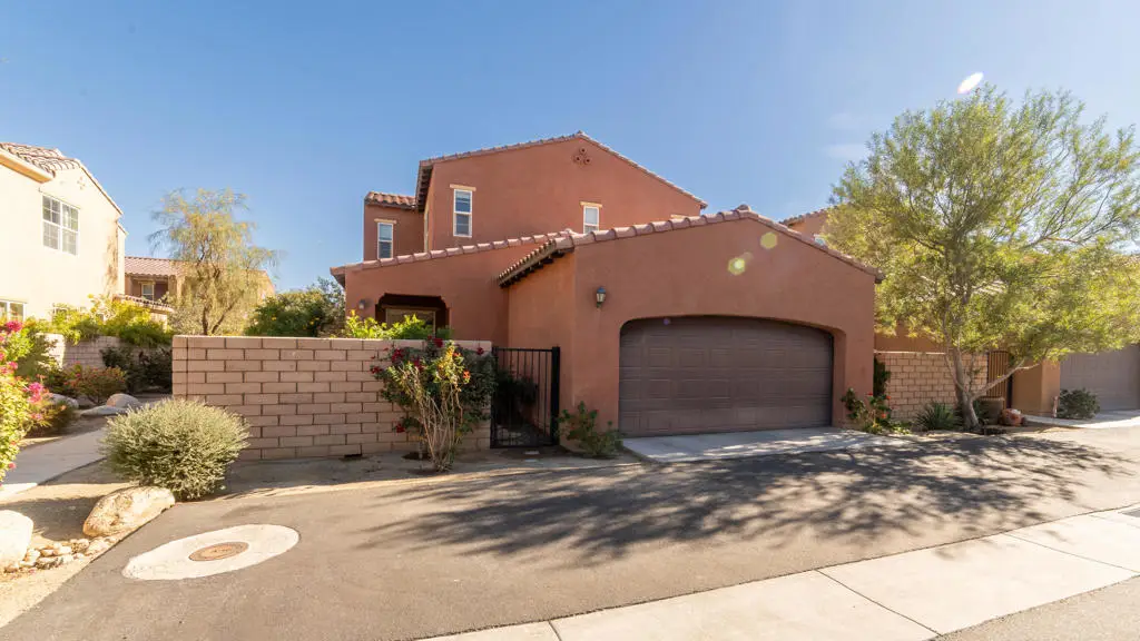 570 Calle Vibrante, Palm Desert, CA 92211 - #1