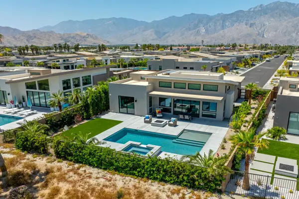 960 Patina Lane, Palm Springs, CA 92262