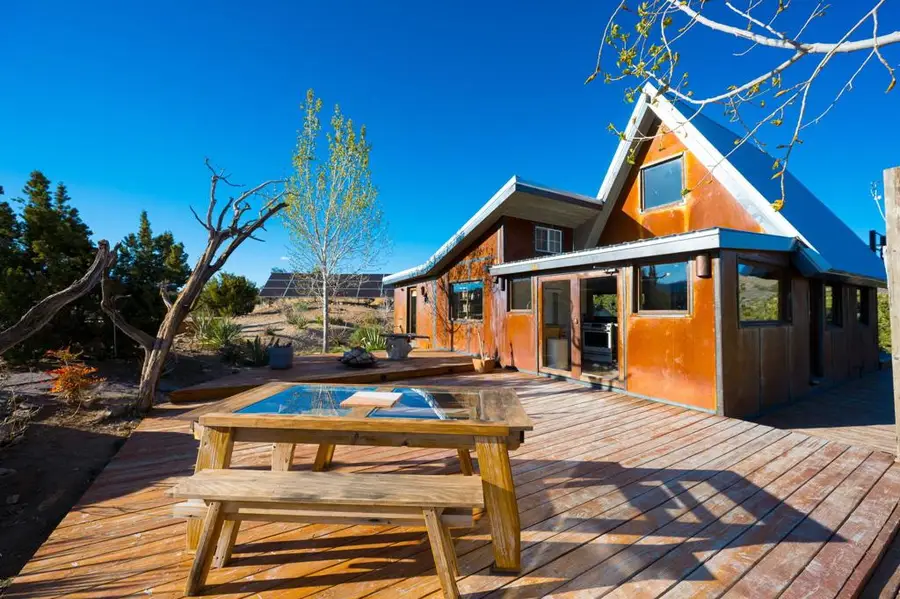 1102 Burlington Road, Pioneertown, CA 92268 - #2