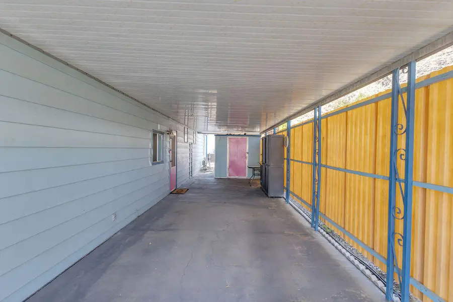 137 Camarillo Street, Palm Springs, CA 92264 - Image #3