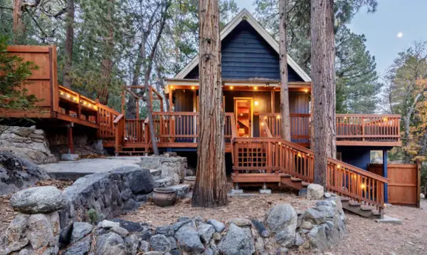 25435 Franklin Drive, Idyllwild, CA 92549