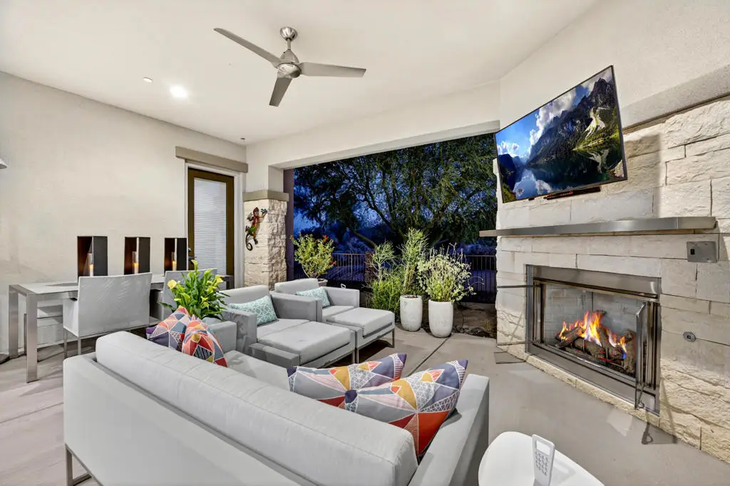 1102 Retreat Circle, Palm Desert, CA 92260 - #1