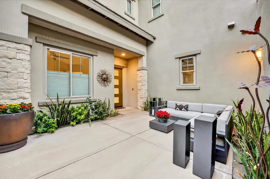 1102 Retreat Circle, Palm Desert, CA 92260 - #2