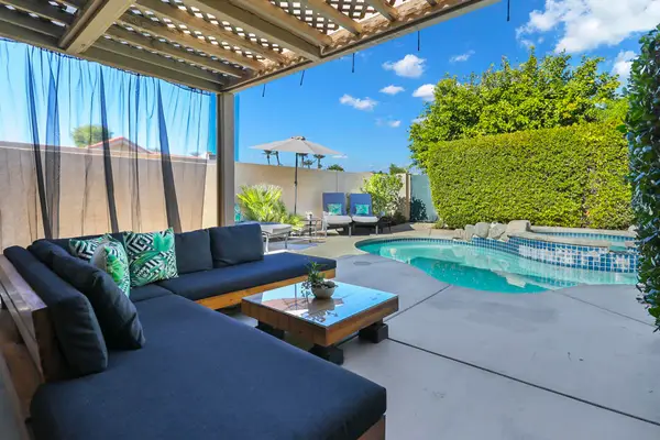 21 Ensenada Lane, Palm Desert, CA 92260