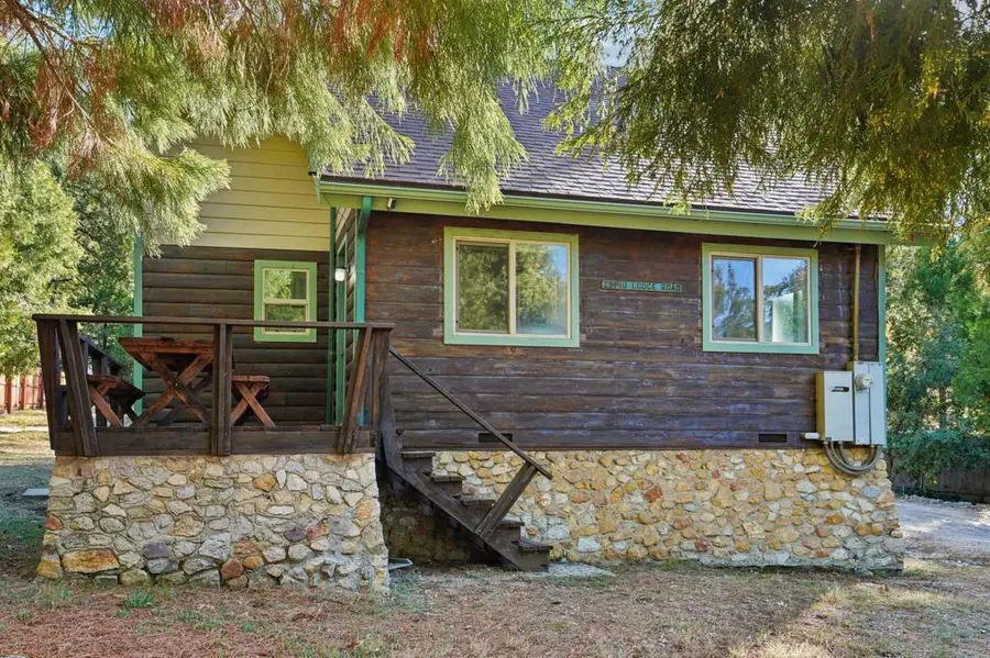 25140 Lodge Road, Idyllwild, CA 92549 - Image #3