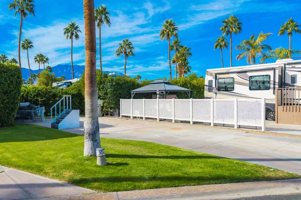 69411 Ramon Rd #304, Cathedral City, CA 92234