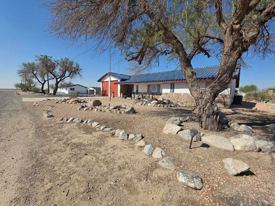 2351 Oahu Lane, Salton City, CA 92274 - #3