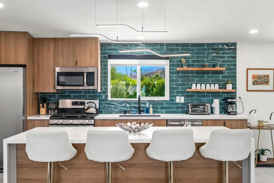 835 W Rosa Parks Road, Palm Springs, CA 92262 - #2