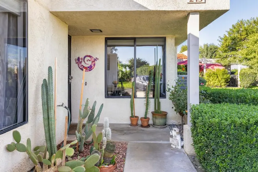 215 Via Reneca, Palm Desert, CA 92260 - Image #2