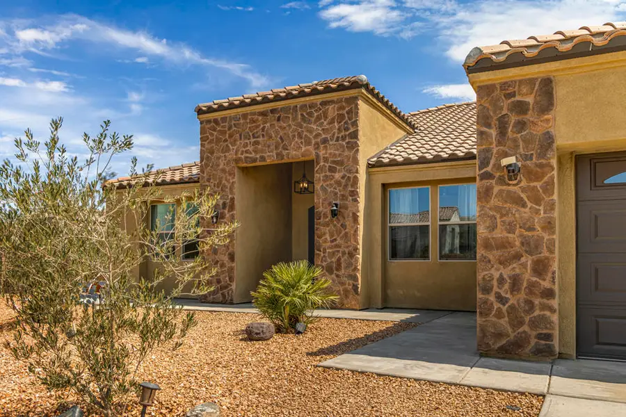 8680 Monument View Drive, Yucca Valley, CA 92284 - Image #2