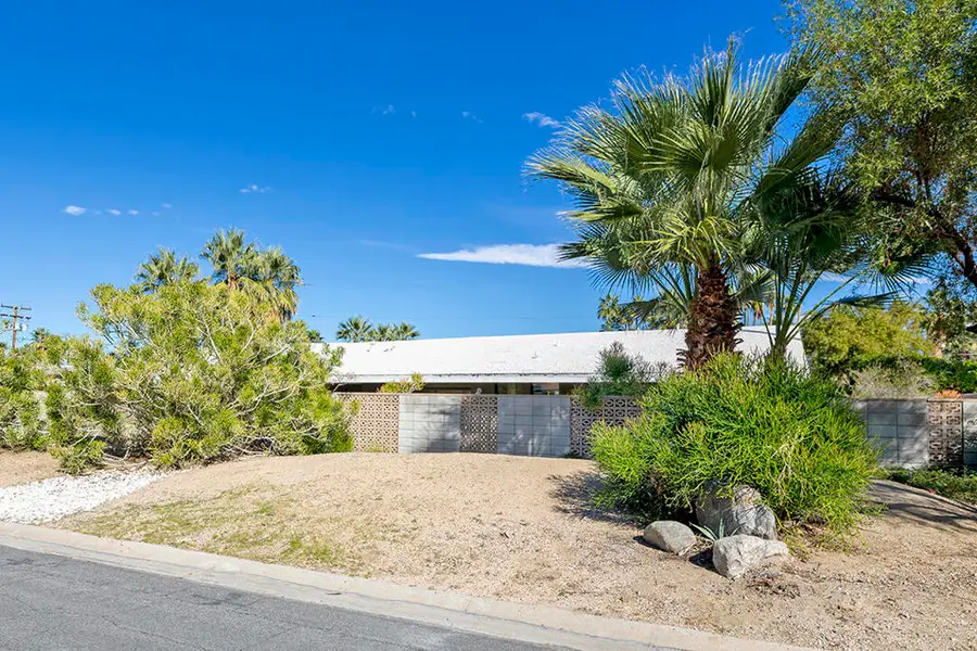 2030 S Joshua Tree Place, Palm Springs, CA 92264 - #2