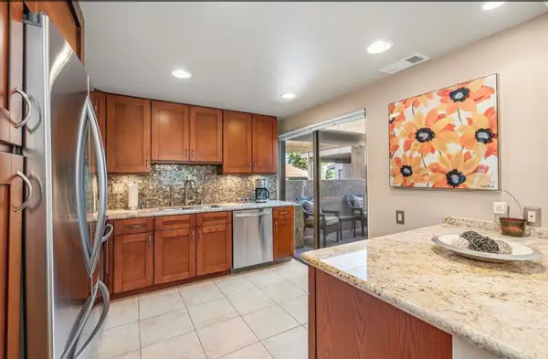 48665 Moon Terrace Lane, Palm Desert, CA 92260