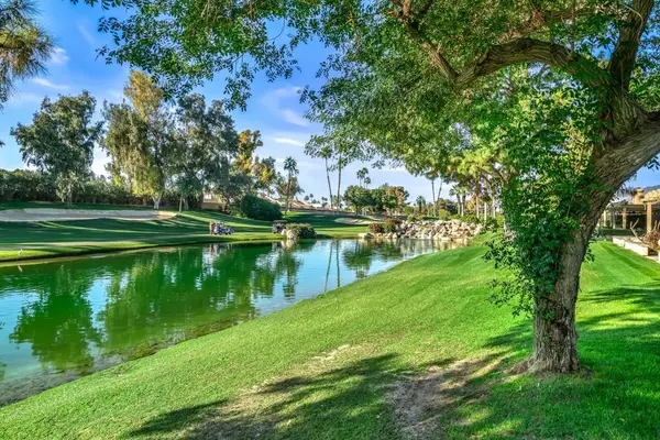 41721 Woodhaven Drive W, Palm Desert, CA 92211