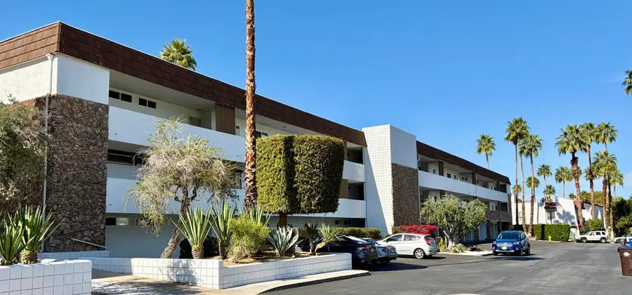 2301 S Skyview Drive #2, Palm Springs, CA 92264 - Image #2