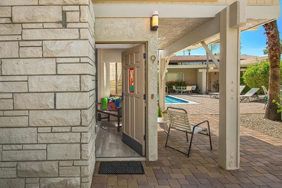 290 S San Jacinto Drive #9, Palm Springs, CA 92262 - #2