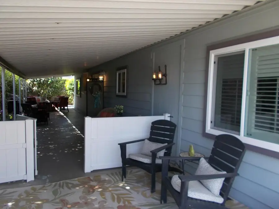 38703 Desert Greens Drive E, Palm Desert, CA 92260 - #3