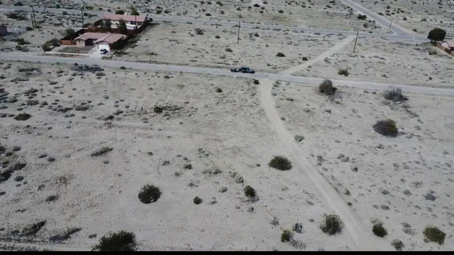 2470 Shore Life Avenue, Thermal, CA 92274 - #3