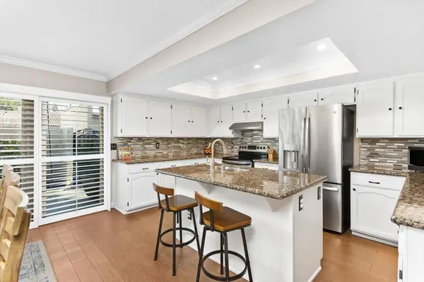 7057 Poco Senda, Riverside, CA 92504