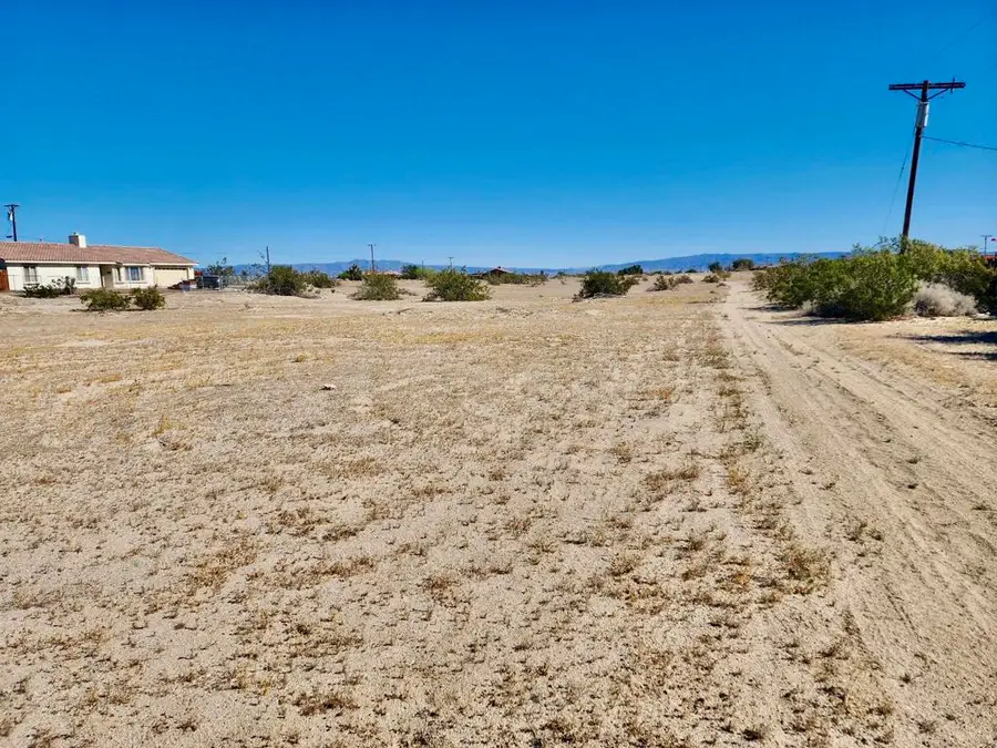 2268 Sand Man Avenue, Thermal, CA 92274 - #3