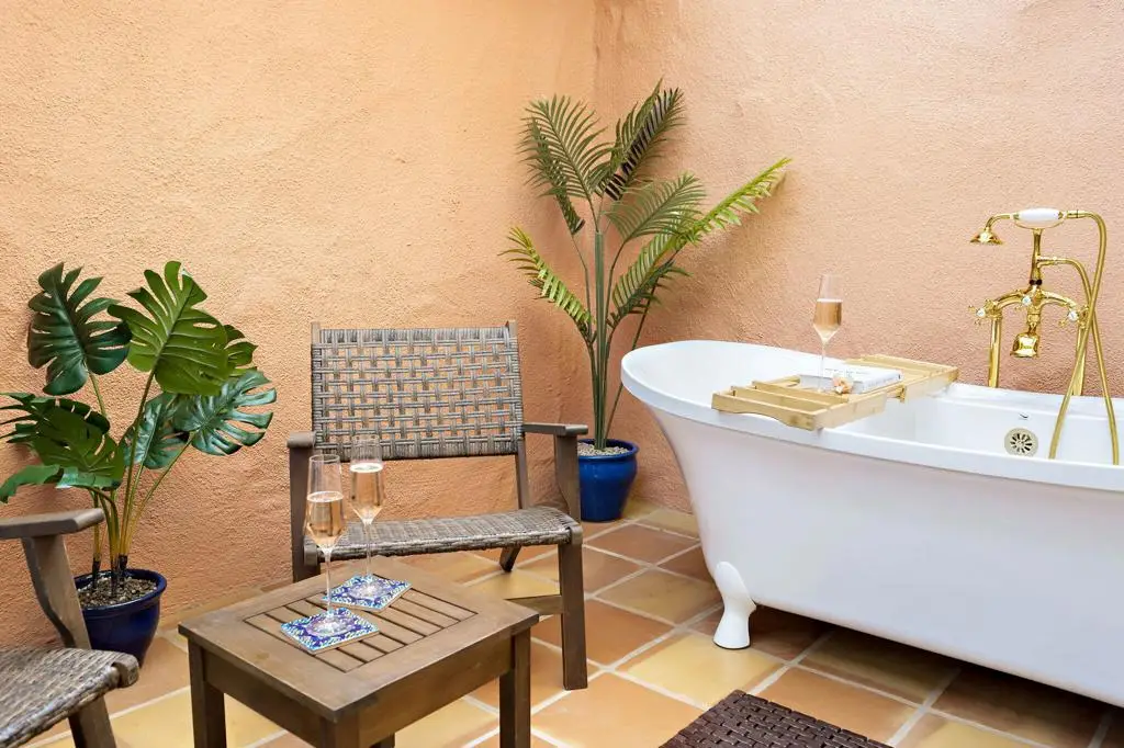 298 San Vincente Circle, Palm Desert, CA 92260 - #1