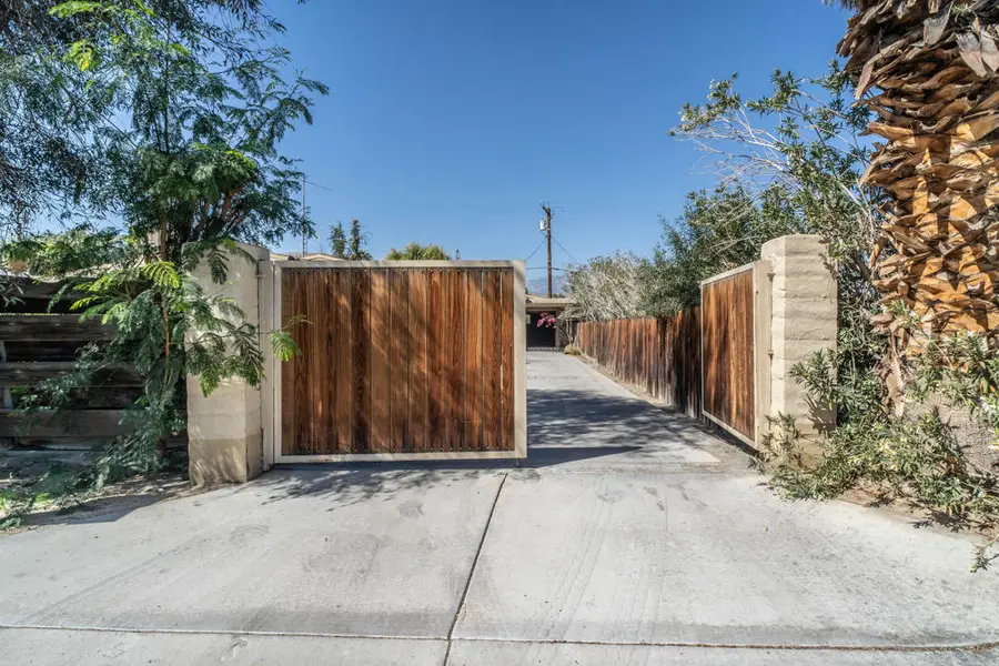 44841 San Jacinto Avenue, Palm Desert, CA 92260 - #3