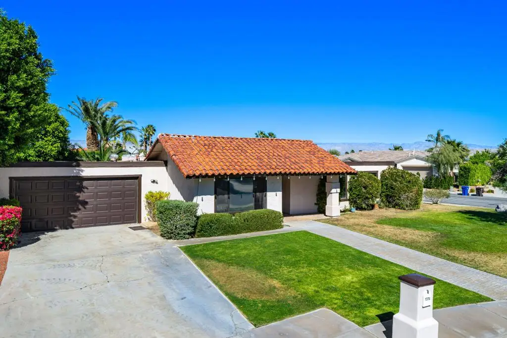 1374 E Madero Circle, Palm Springs, CA 92262 - #1