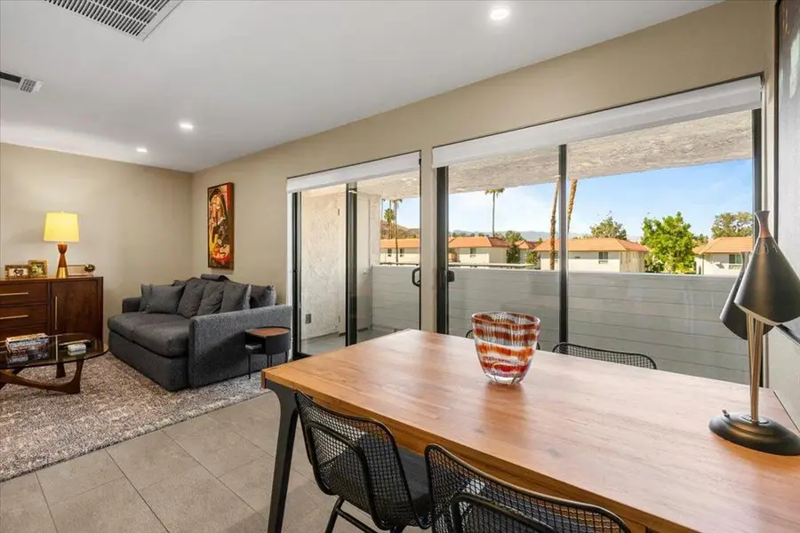 467 S Calle El Segundo #D1, Palm Springs, CA 92262 - #3