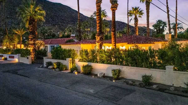 240 W El Portal, Palm Springs, CA 92264