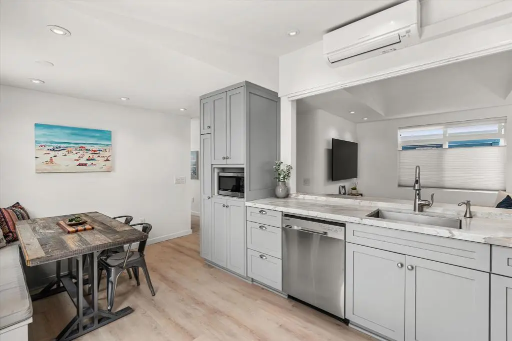 20 El Paseo Street, Newport Beach, CA 92663 - #1