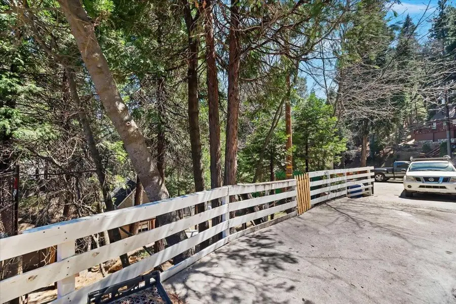 26752 Ca-189, Twin Peaks, CA 92391 - #3