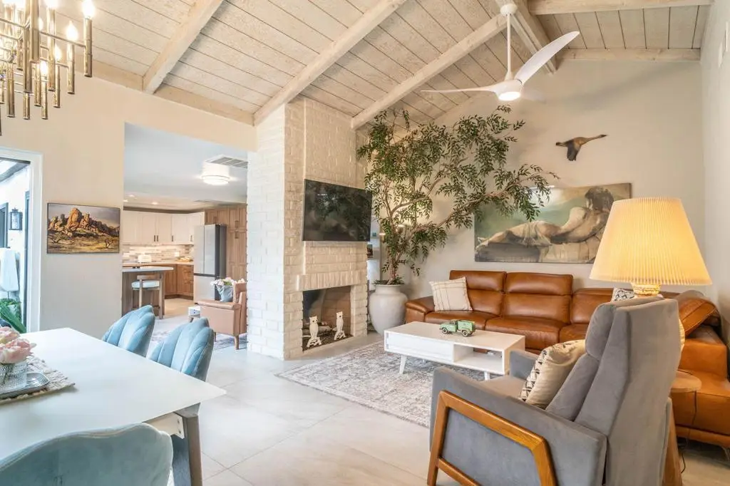 2234 S Linden Way #E, Palm Springs, CA 92264 - #1