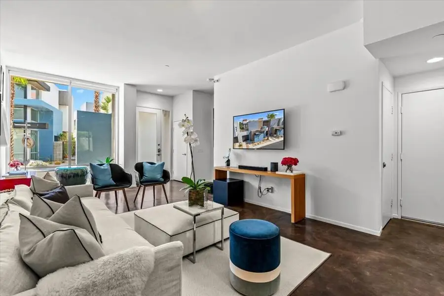 222 Breeze Loop, Palm Springs, CA 92262 - #3