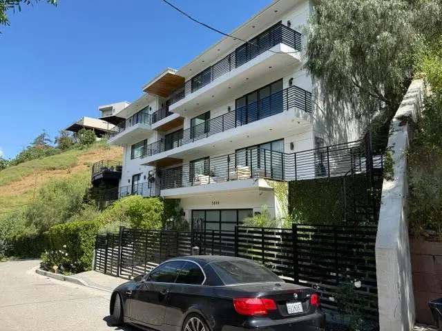 3810 Knobhill Drive, Sherman Oaks, CA 91423 - #2