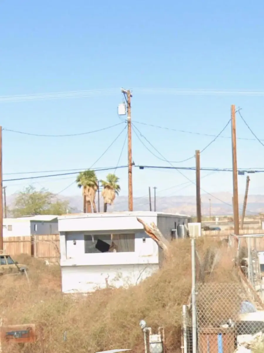 262 E Main Street, Niland, CA 92257 - #2