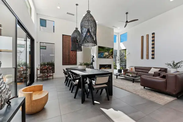 125 Blue Moon Drive, Palm Springs, CA 92262