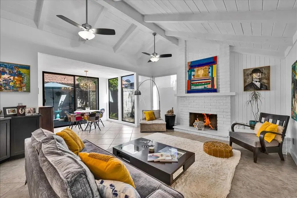2389 E Miramonte Circle #B, Palm Springs, CA 92264 - #1