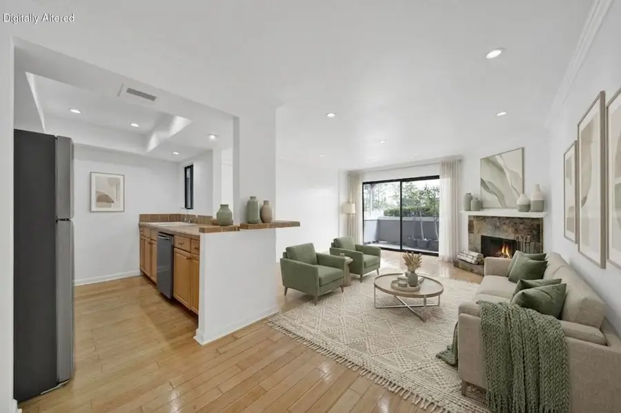 7307 Haskell Avenue #4, Van Nuys, CA 91406 - #3