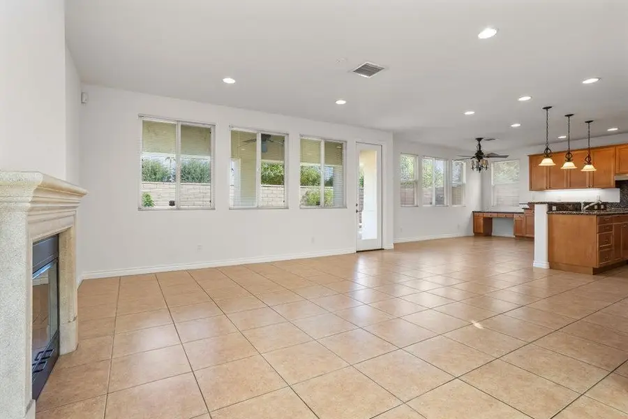 212 Paseo Vista Circle, Palm Desert, CA 92260 - #2