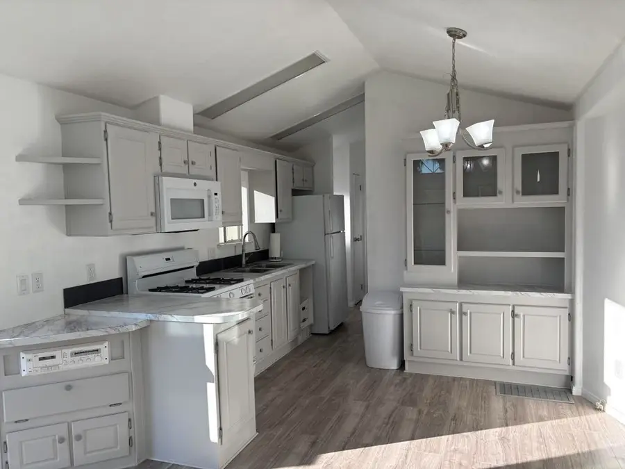74711 Dillon Road #819, Desert Hot Springs, CA 92241 - #2