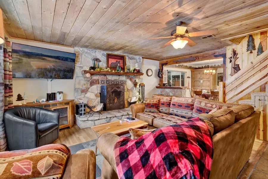 42665 Peregrine Avenue, Big Bear, CA 92315 - #2