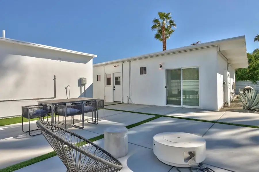 697 N Farrell Drive, Palm Springs, CA 92262 - #3
