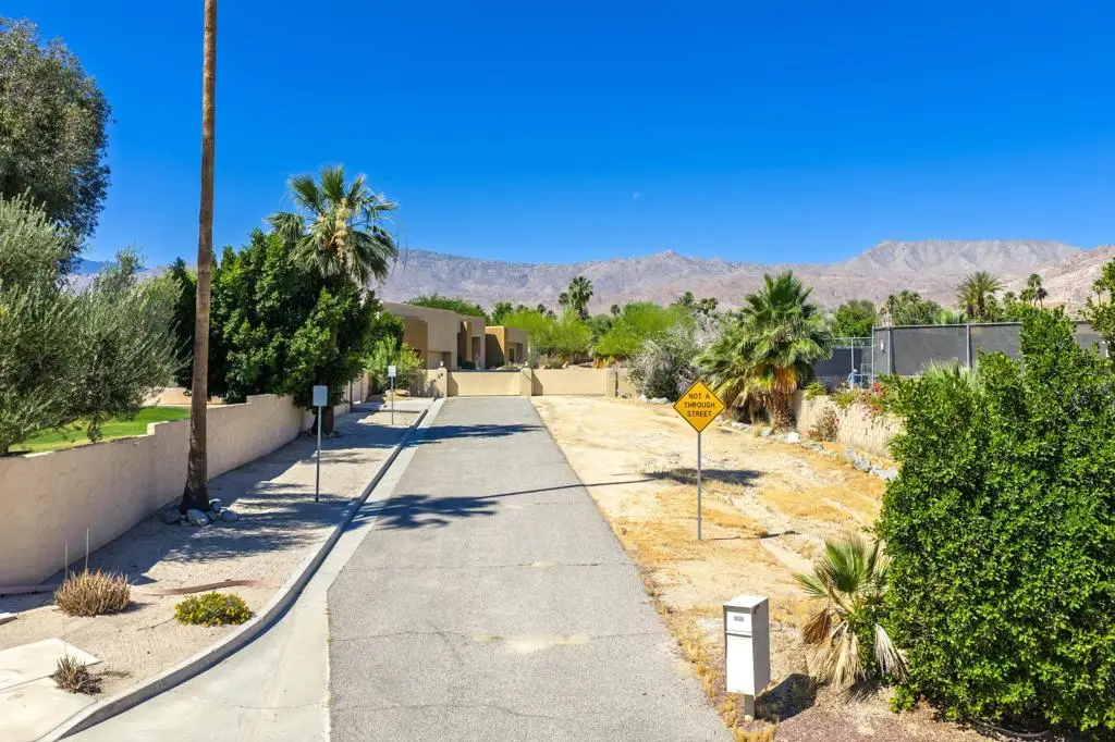 47200 Desert Lily Drive, Palm Desert, CA 92260 - #1