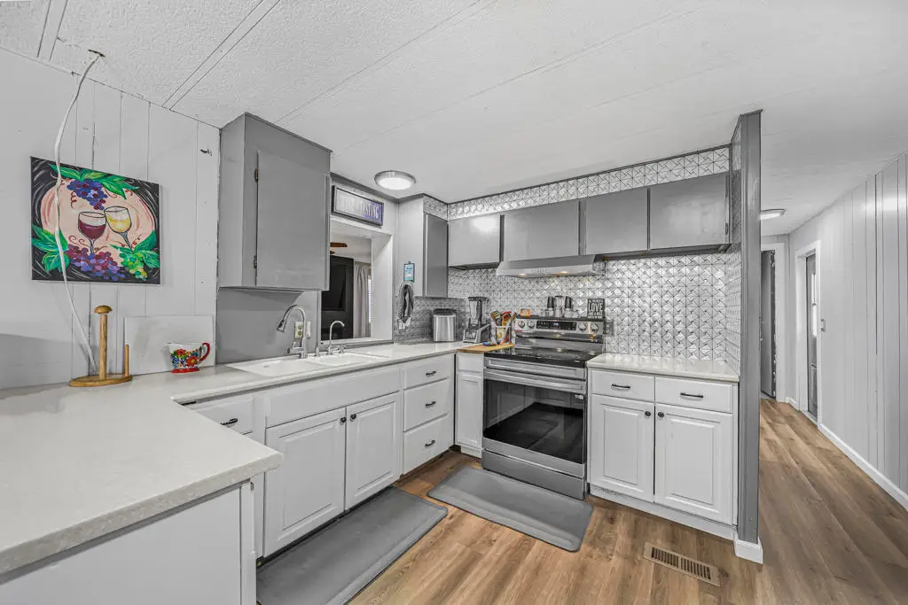 3411 Thermal Place, Thermal, CA 92274 - #1