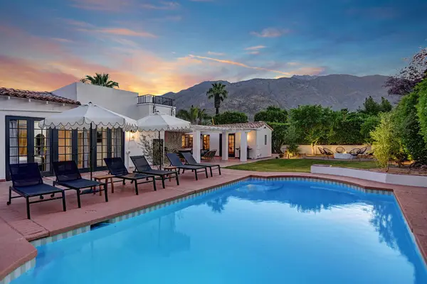 354 E Valmonte Sur, Palm Springs, CA 92262