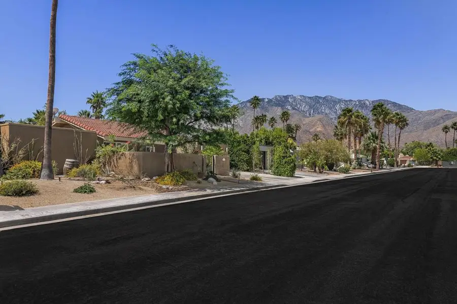 1391 E Gem Circle, Palm Springs, CA 92262 - #2