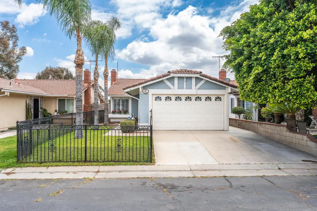 511 W Virginia Street, Rialto, CA 92376 - #1