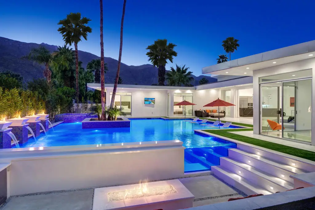 387 E Valmonte Sur, Palm Springs, CA 92262 - #1