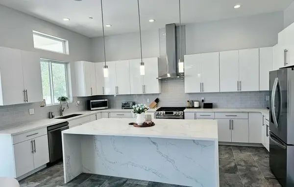 74370 Goleta Avenue, Palm Desert, CA 92260