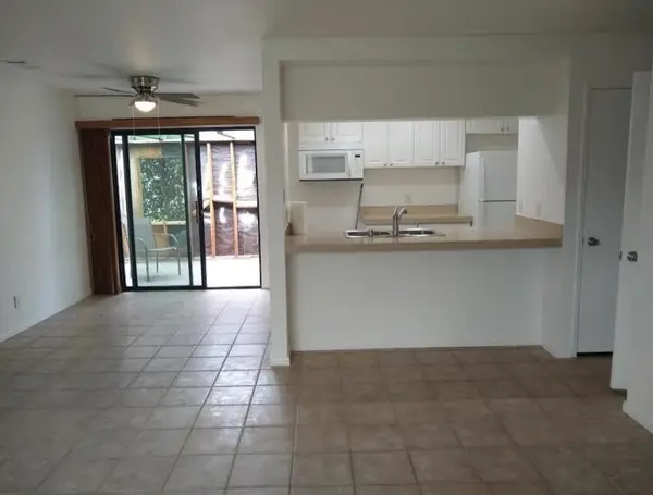 45 Lakeview Circle, Cathedral City, CA 92234